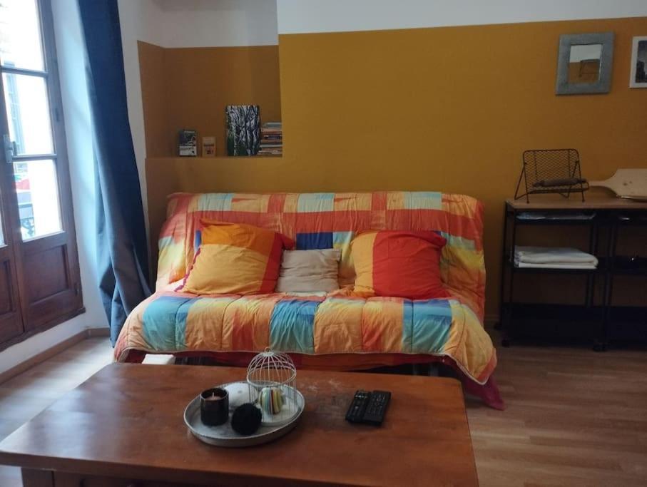 Appartement En Plein Centre. 카르팡트라 외부 사진