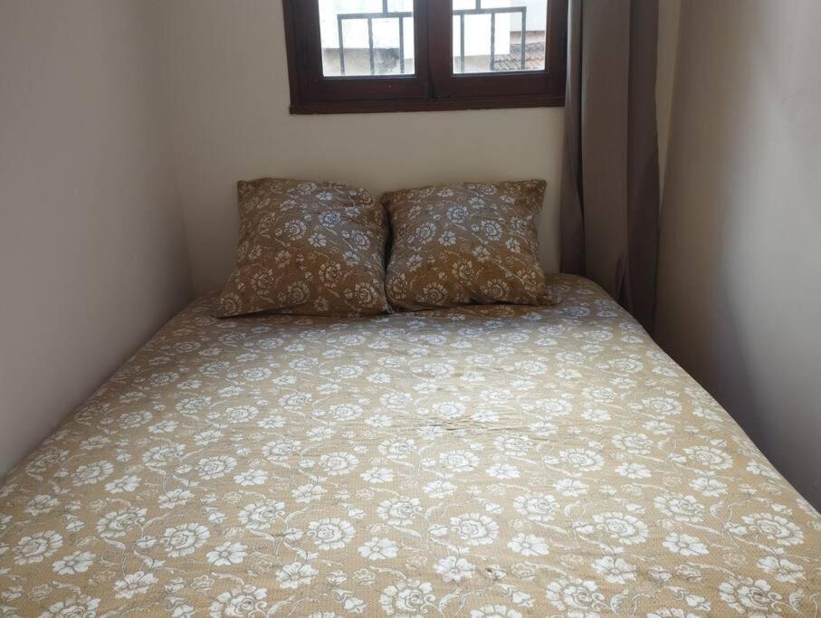 Appartement En Plein Centre. 카르팡트라 외부 사진