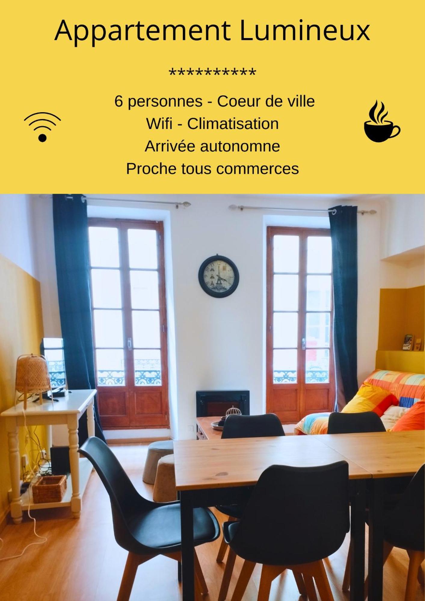 Appartement En Plein Centre. 카르팡트라 외부 사진